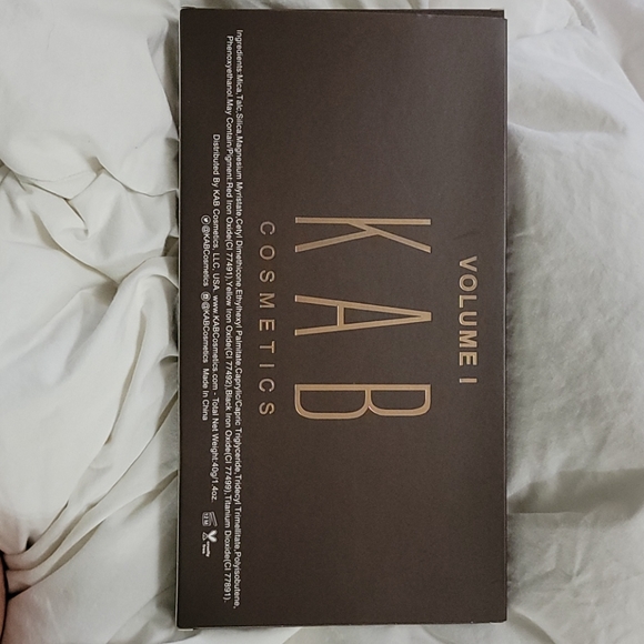 KAB Contour Pallette - Picture 2 of 6